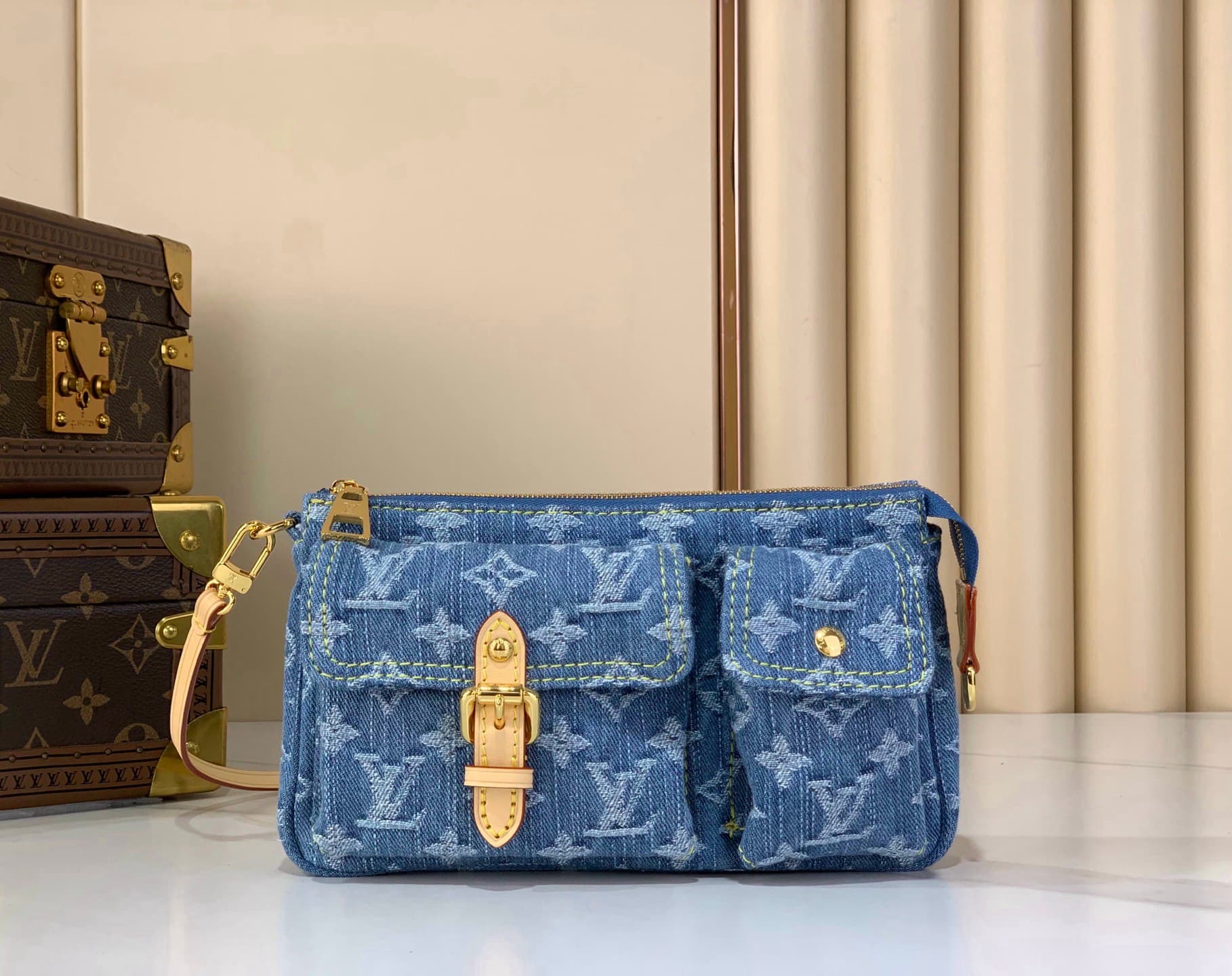 Pochette Accessories Cargo Rep Bag Yupoo Blue Denim M27602 23.5cm