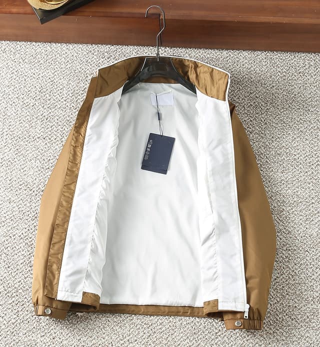 Prada 2025 Fall/Winter New Collection Hooded Casual Yupoo Jacket Prada | Rep Clothing image 9