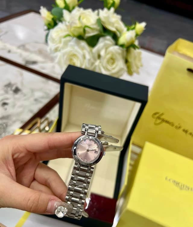 Rap Watch The pink hand of the girl's watch's dial | Yupoo Rep Watches image 5