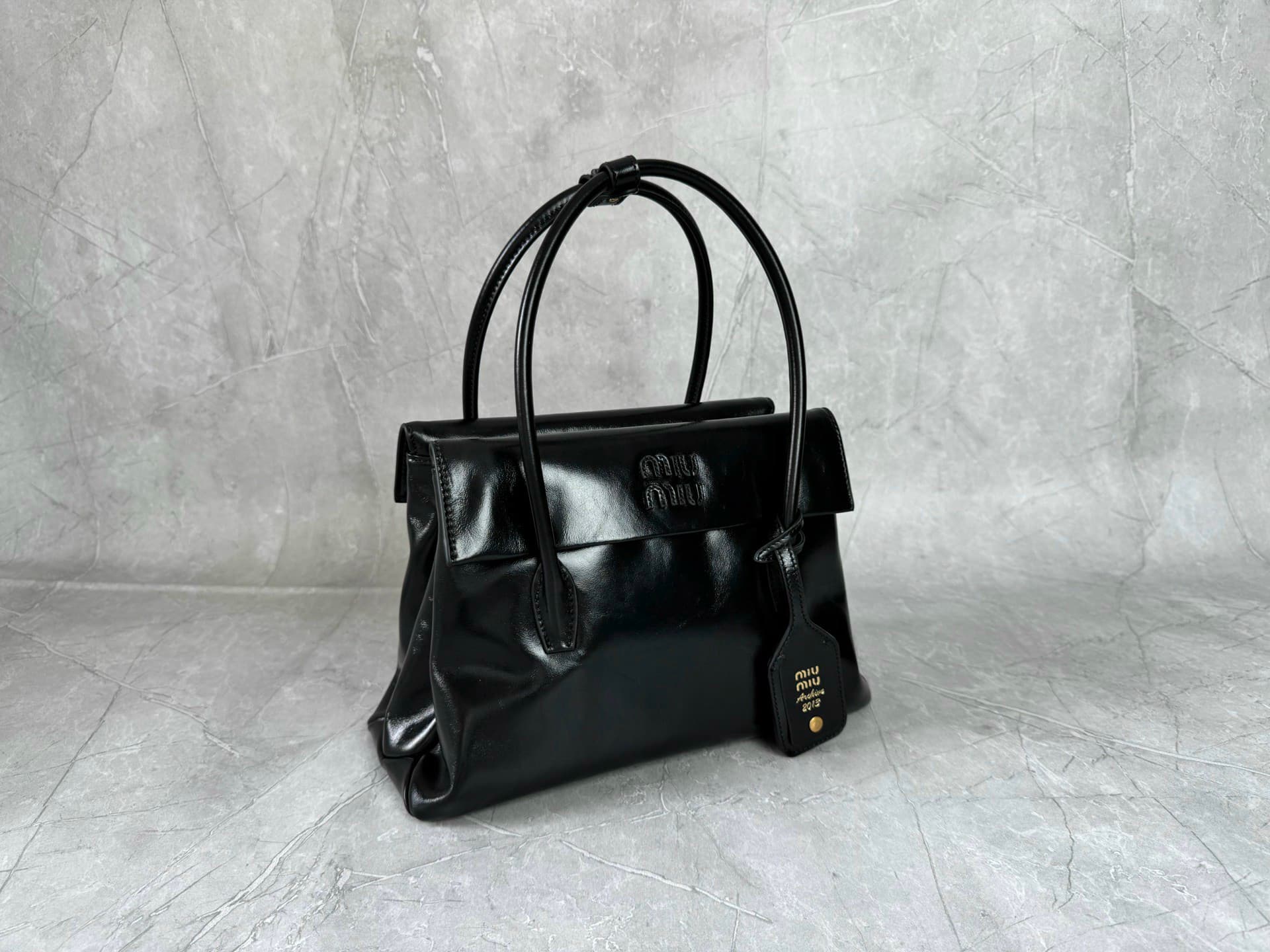 Rep Bag Miu Miu Solitaire Calfskin Handbag image 3