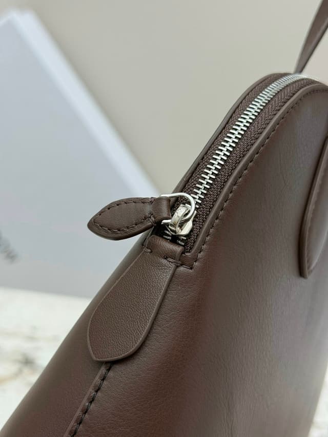 Rep Bag The Row Medium Ingrid Bag – T1908 | Yupoo image 6