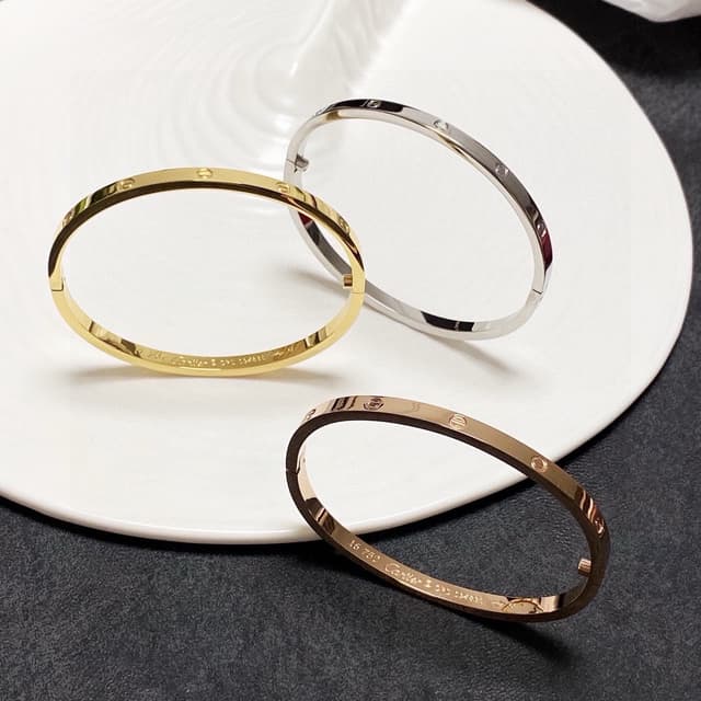 Rep Cartier-Inspired Narrow Love Bangle with Screwdriver | Yupoo image 3