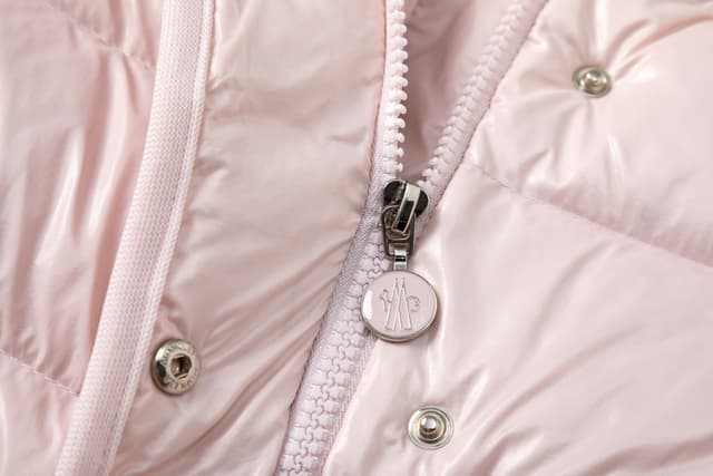 Rep Clothes: Moncler Women's Hooded Short Pink Down Jacket - Shiny Nylon | Yupoo image 8