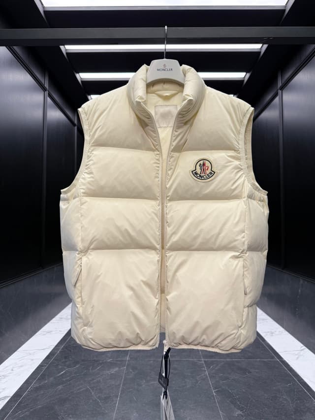 Rep Clothing:Moncler Almaz Unisex Down Vest - Duck Down, Matte Logo | Yupoo image 5