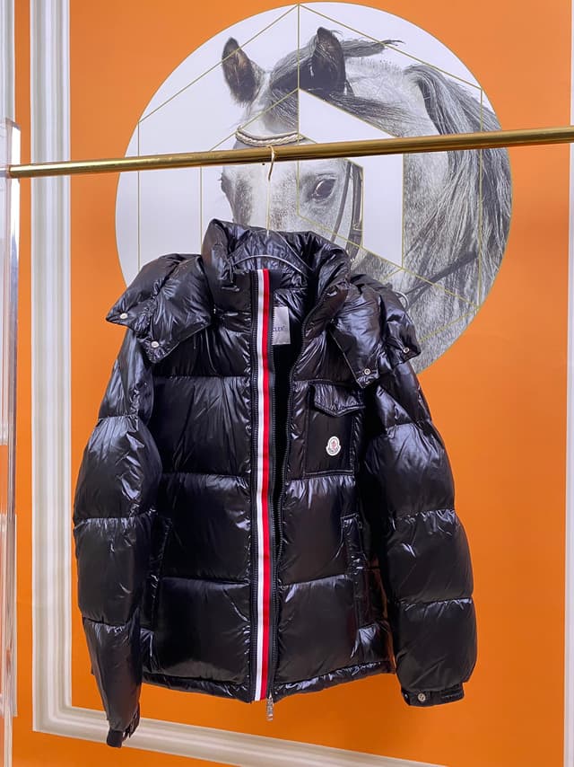 Rep Clothing: Moncler Men's Black Down Jacket - Windproof Cuffs | Yupoo image 5