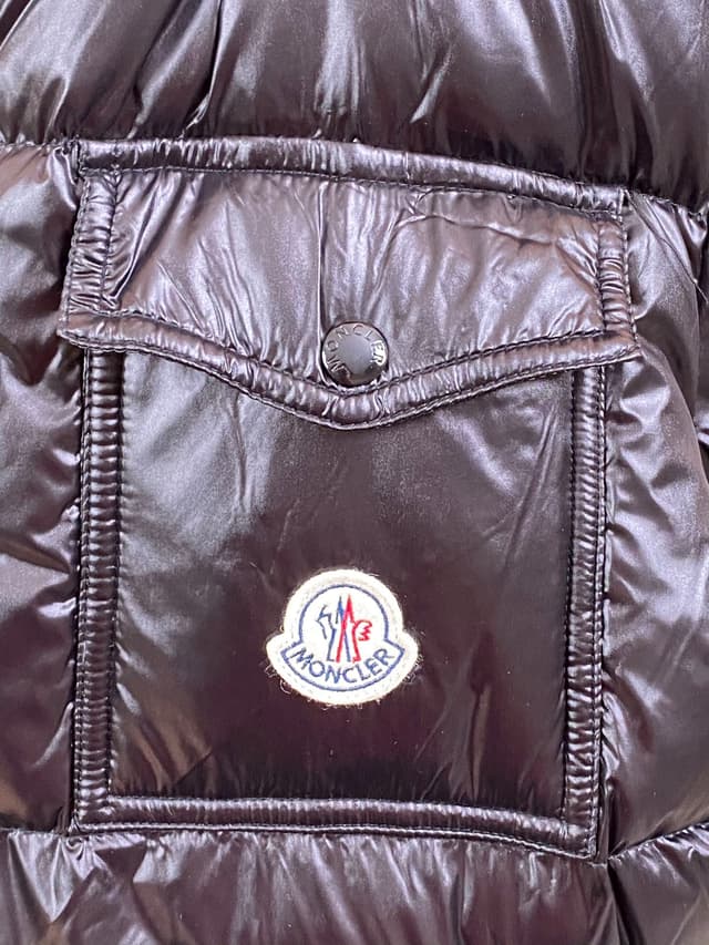 Rep Clothing: Moncler Men's Black Down Jacket - Windproof Cuffs | Yupoo image 6