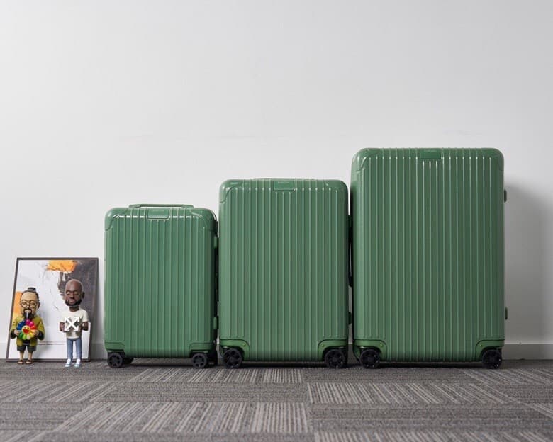 Rep Rimowa Essential 832 Series Luggage | Yupoo