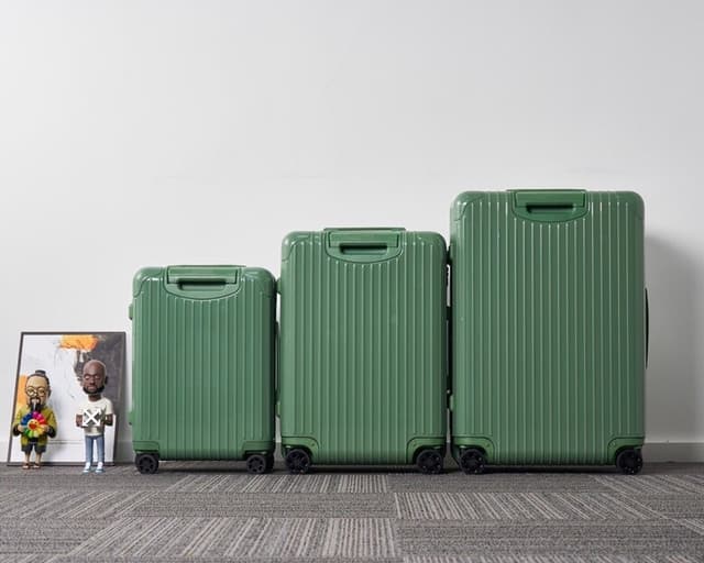 Rep Rimowa Essential 832 Series Luggage | Yupoo image 2