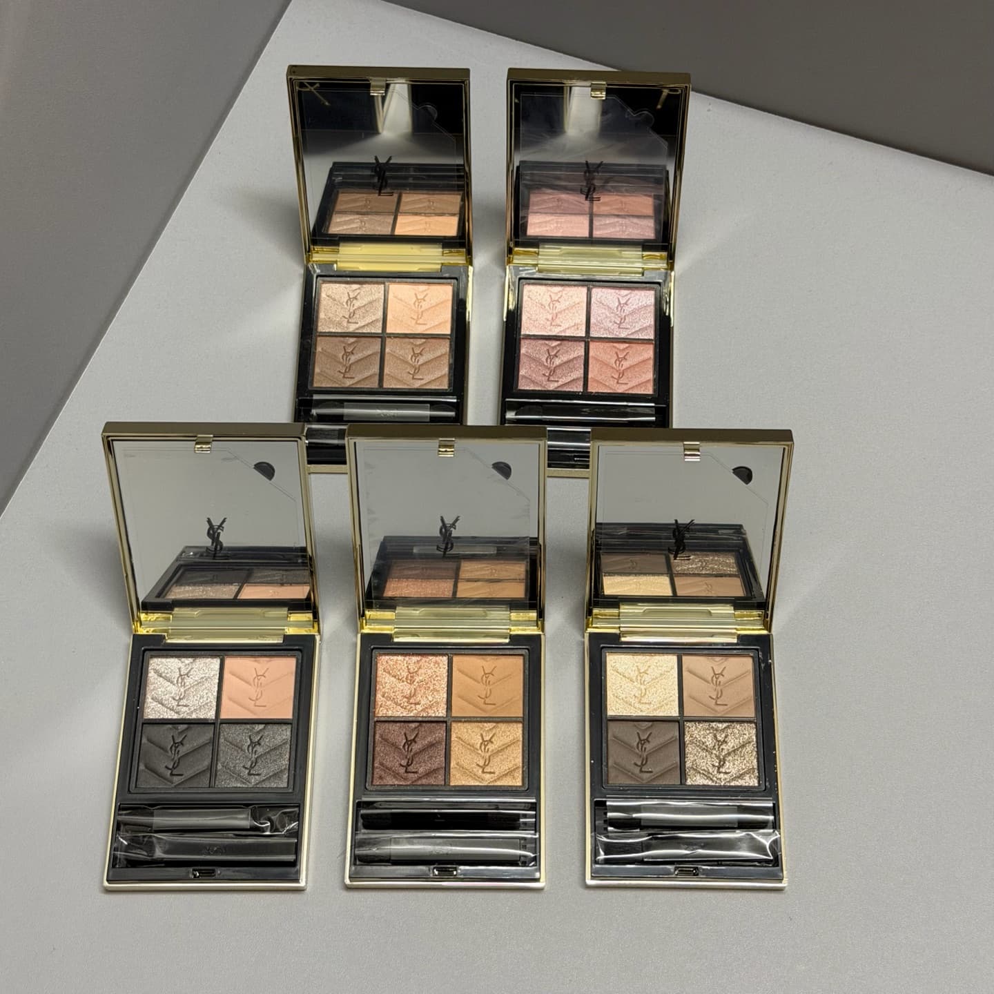 Rep YSL 4g Leather 4-Color Eyeshadow - In Stock, Code 62Z800 image 4