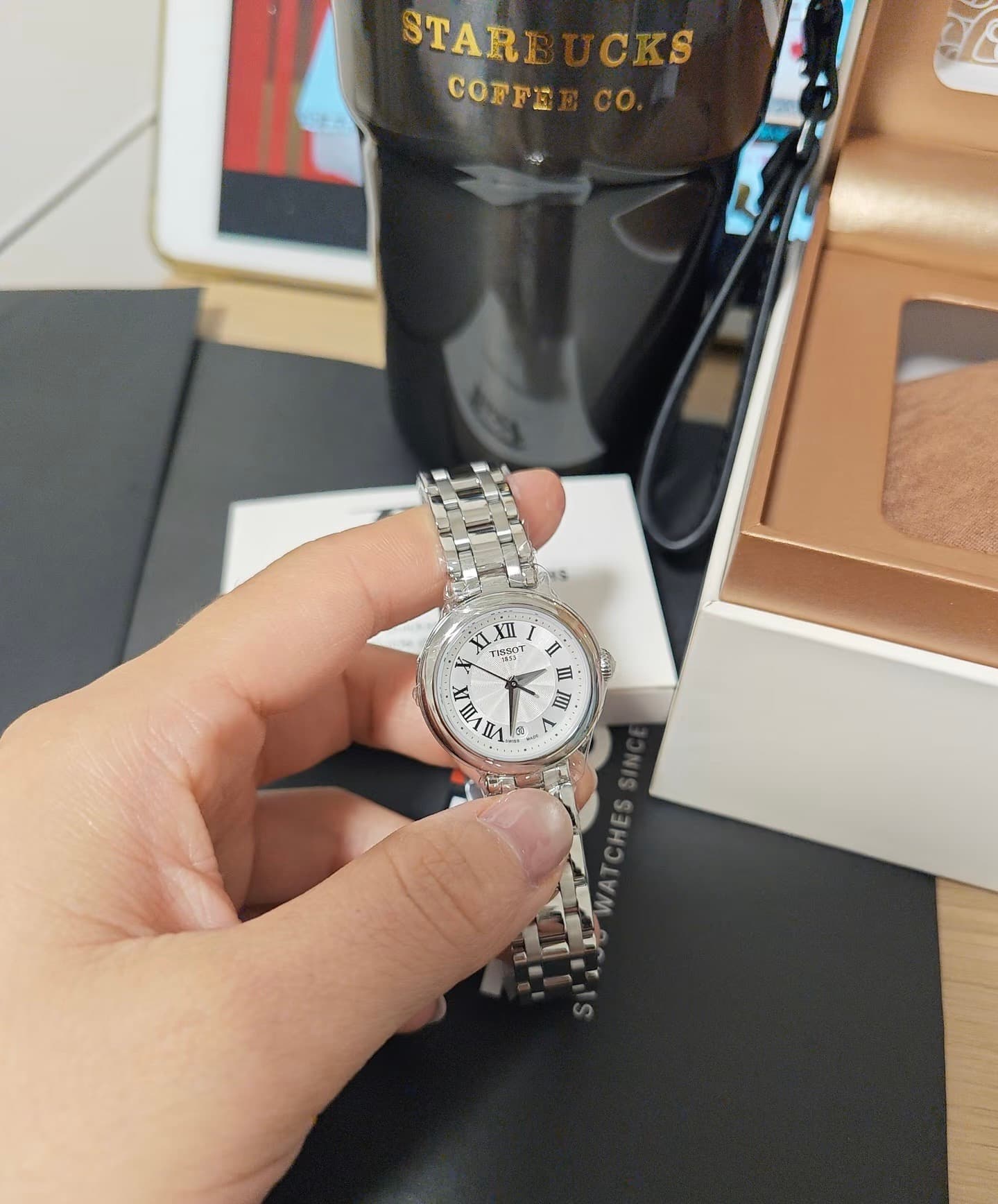 Tissot Carissima "Little Beauty" Yu Shuxin Dupes 30MM Women's Watch image 4