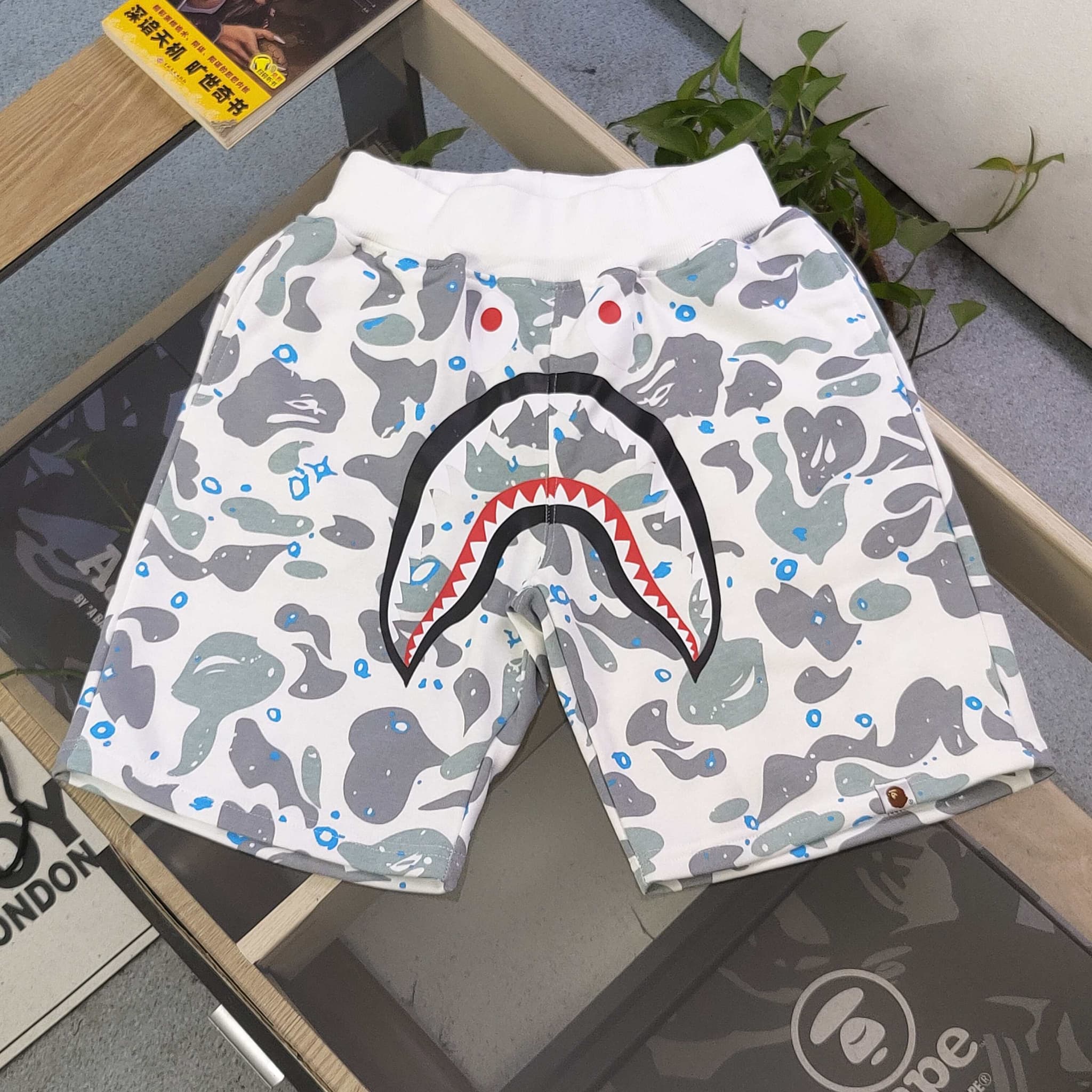 YUPOO Bape Glow Shark White Shorts reps clothing image 1
