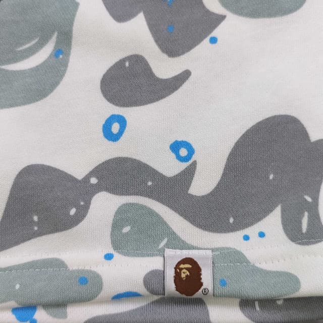 YUPOO Bape Glow Shark White Shorts reps clothing image 7