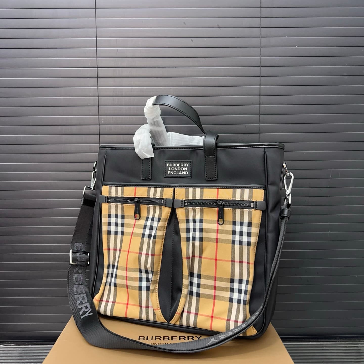 YUPOO Burberry Canvas Check Tote Bag – Unisex Style, 36x36cm image 2