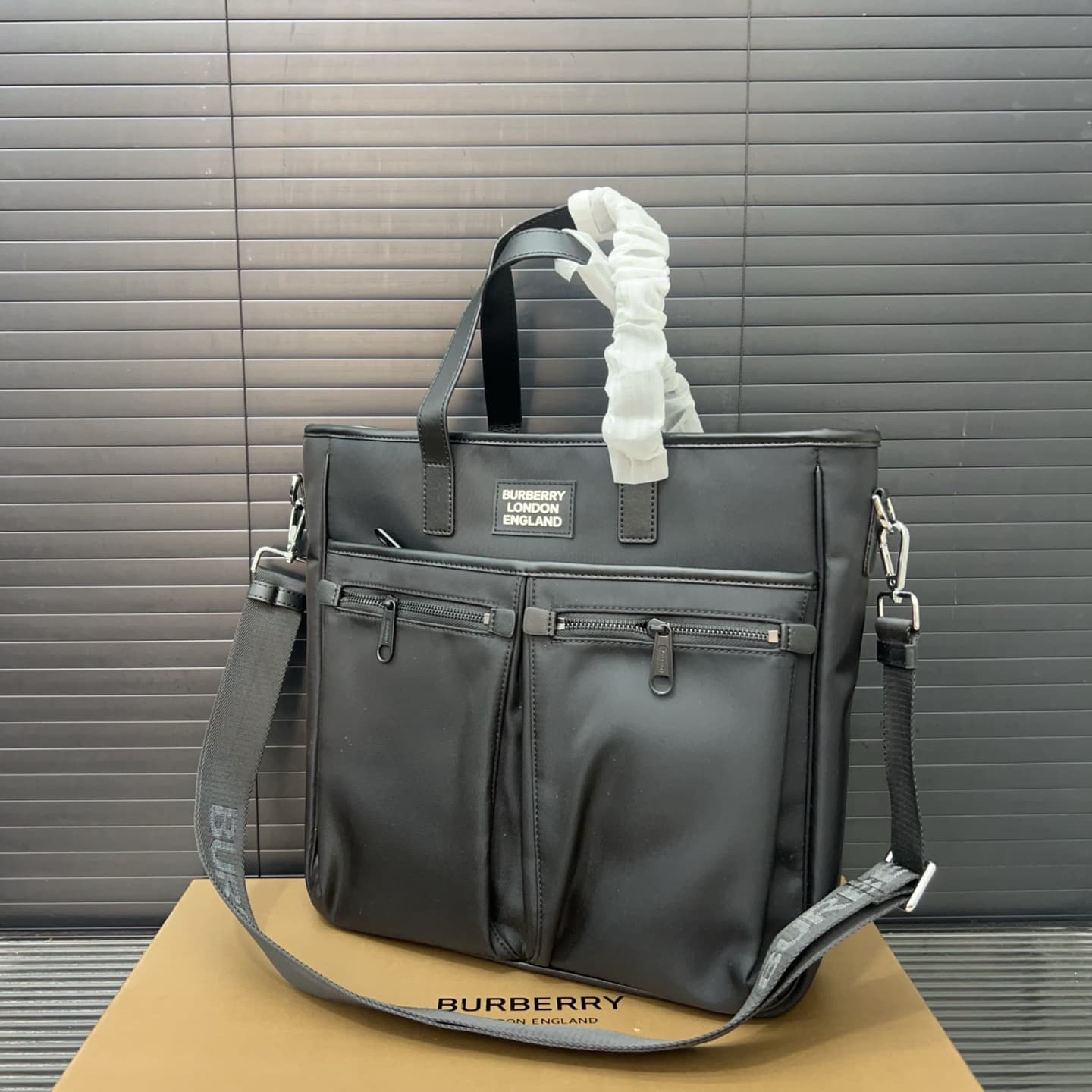 YUPOO Burberry P260 Canvas Check Tote Bag – Unisex Classic Tote, 36x36cm image 2