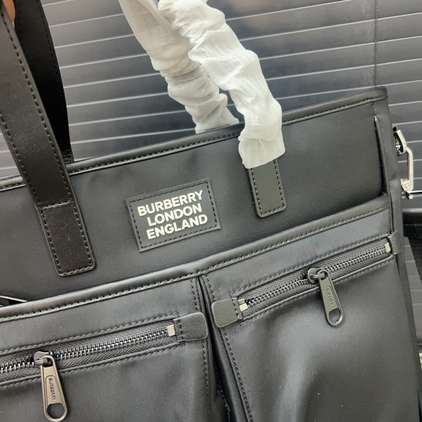 YUPOO Burberry P260 Canvas Check Tote Bag – Unisex Classic Tote, 36x36cm image 5