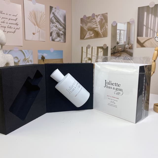 YUPOO Luxury Juliette Not A Perfume Molecular Scent | Rep Cosmetics image 1