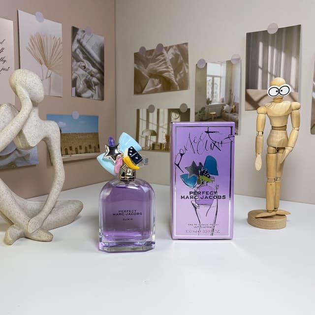 YUPOO Luxury Marc Jacobs Perfect Elixir | Rep Cosmetics image 1