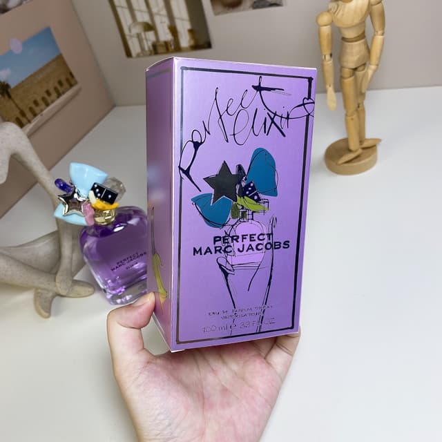 YUPOO Luxury Marc Jacobs Perfect Elixir | Rep Cosmetics image 5