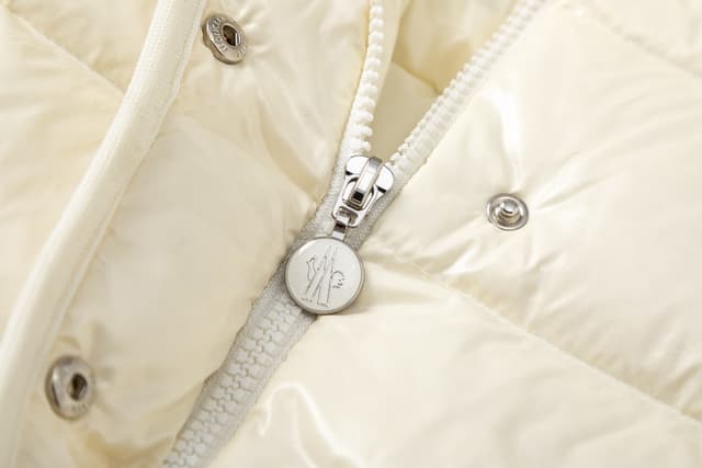 YUPOO Moncler Hooded Short Down Jacket Light Beige | Rep Clothing image 7