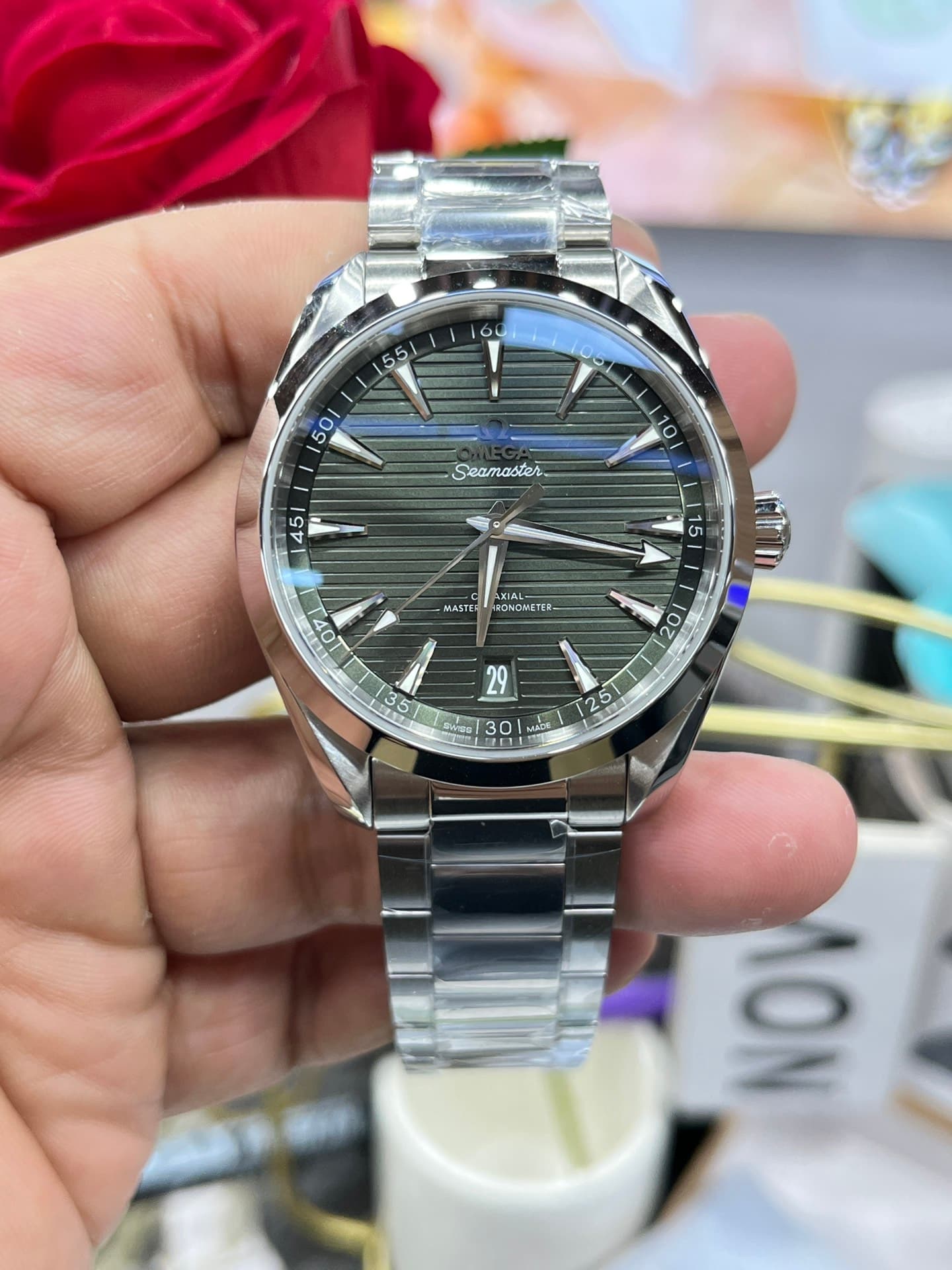 YUPOO Omega Green Seamaster 150 Series Watch Original Quality | Rep Watches image 1