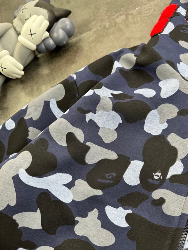 YUPOOPA BAPE Shark Camo Hoodie Reps Clothes | Yupoo image 3
