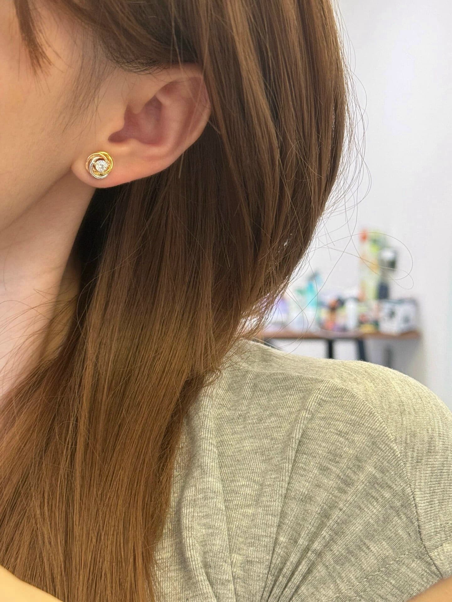 Yupoo Cartier Twisted Tri-Color Diamond Earrings image 8