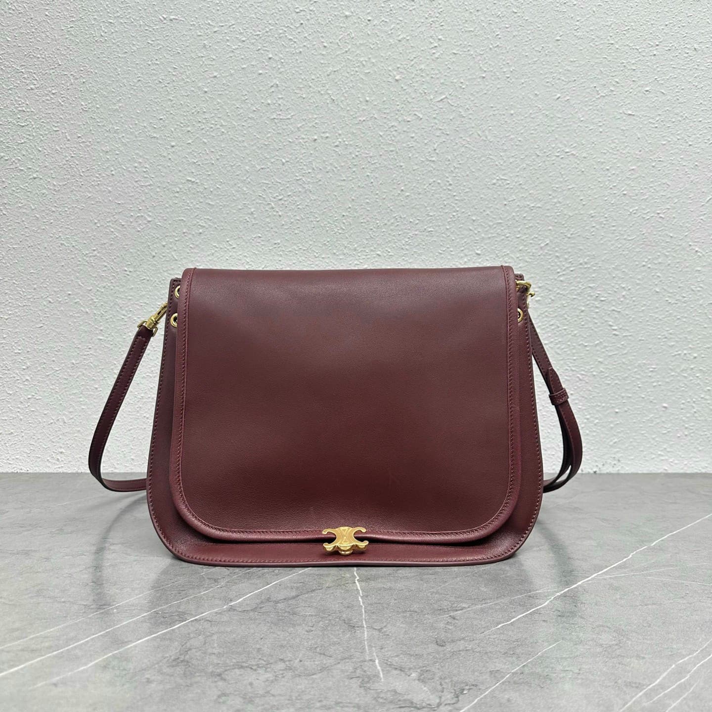 Yupoo Celine Soft Triomphe Besace 32cm | Yupoo album | Rep Bags image 1