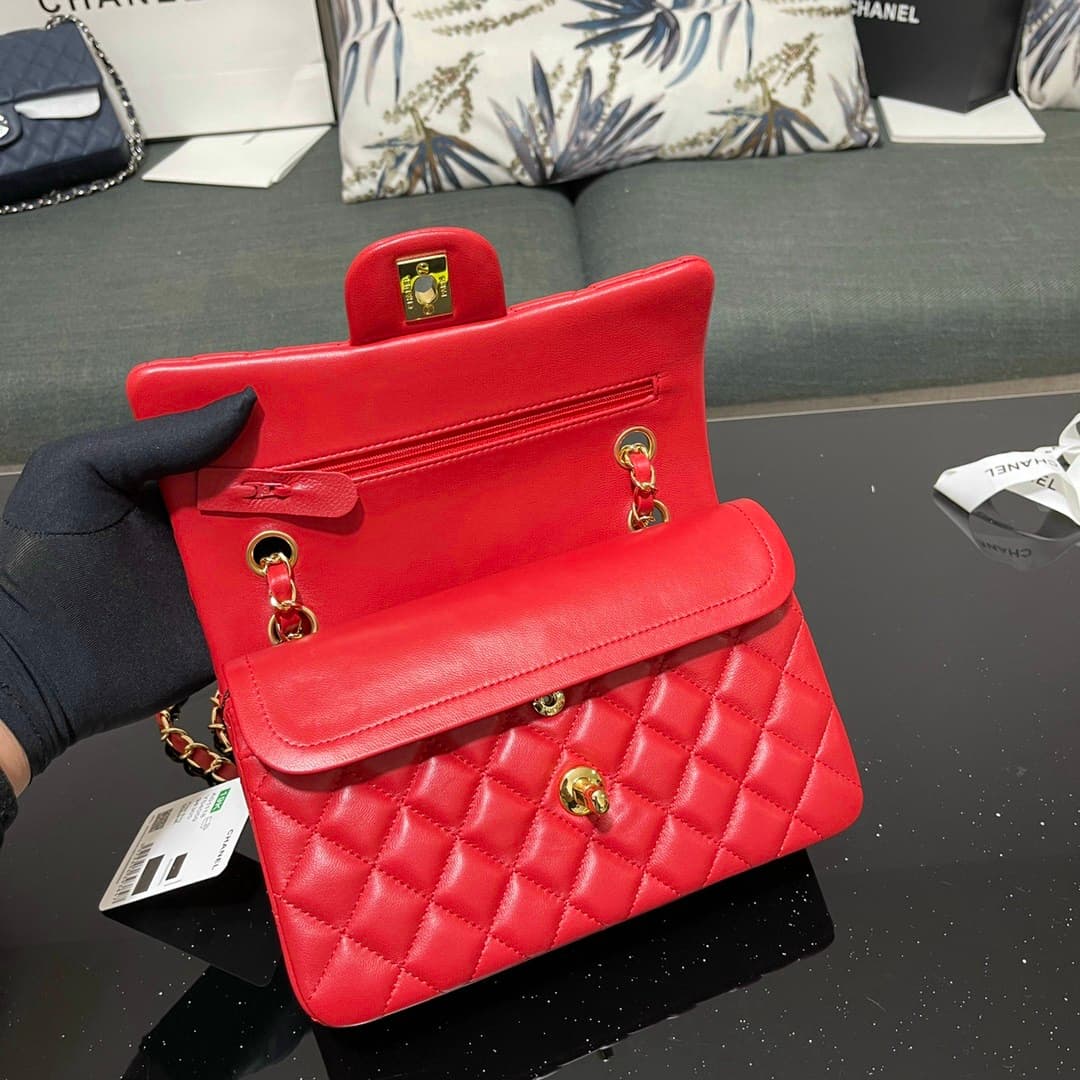 Yupoo Chanel Classic Flap 25cm red image 7