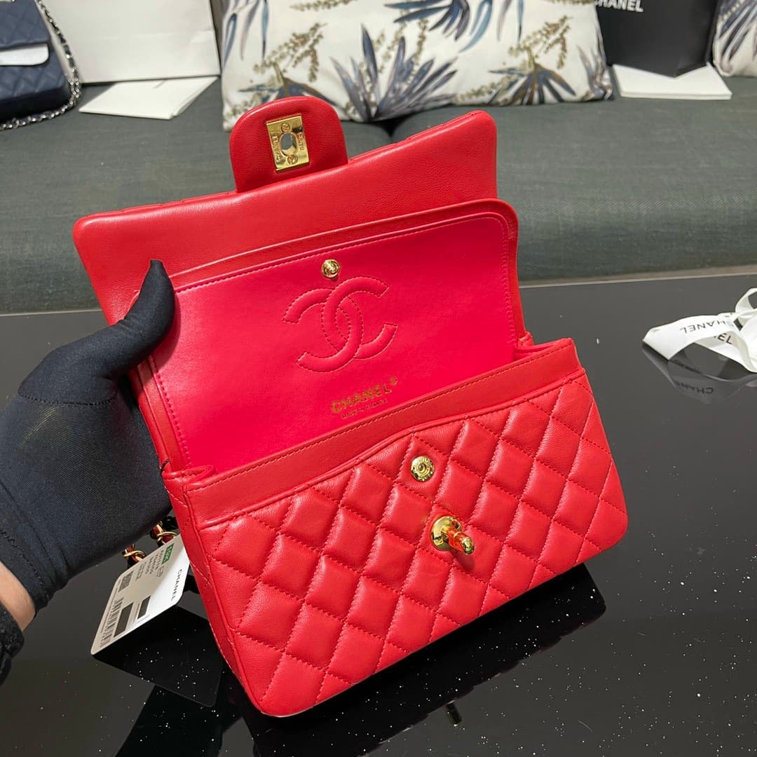 Yupoo Chanel Classic Flap 25cm red image 8