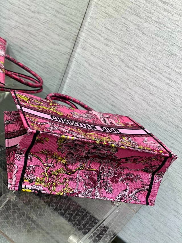 Yupoo Christian Dior Book Tote – Pink Elephant | Rep Bags image 3
