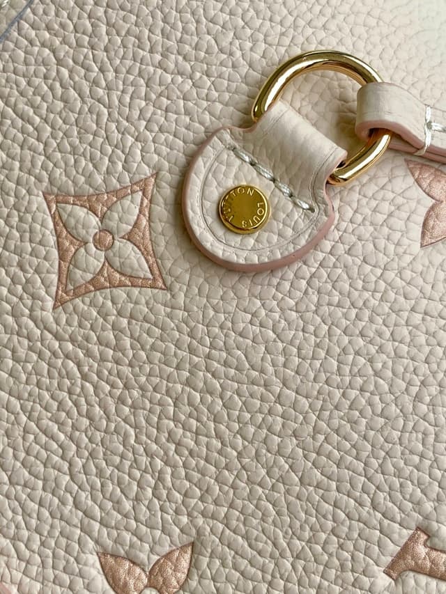 Yupoo Louis Vuitton Neverfull MM Tote – Cream Apricot | Rep Bags image 8