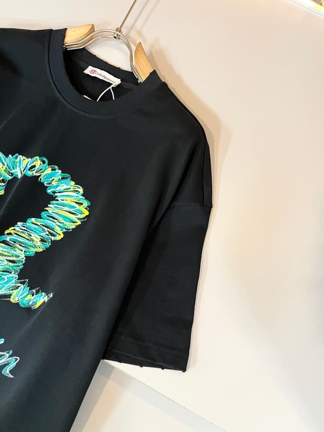 Yupoo Lululemon 2025 Unisex Cotton Logo Tee | Rep Clothing image 6