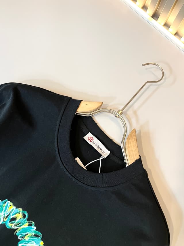 Yupoo Lululemon 2025 Unisex Cotton Logo Tee | Rep Clothing image 7