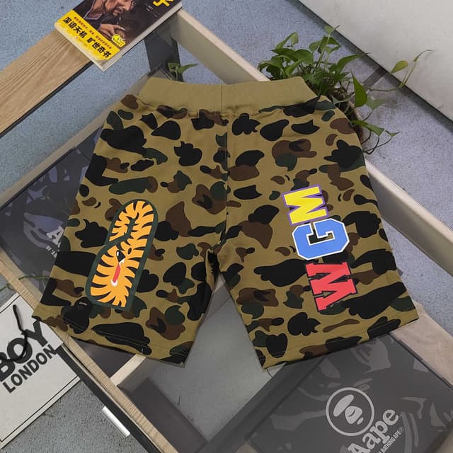 YupooPA Bape ABC Camo Shark Shorts reps clothes | Yupoo image 2