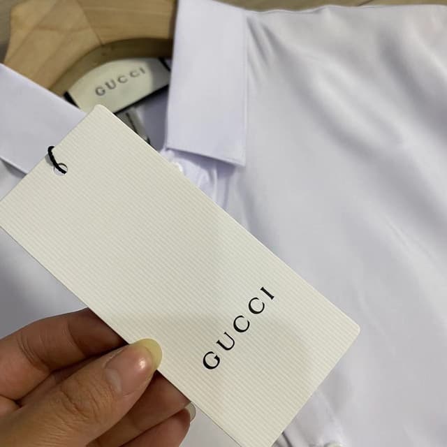 YupooPA GUCCI Bee Embroidery Stripe Wrinkle-Resistant Long-Sleeve Shirt | Yupoo Rep Clothing image 5