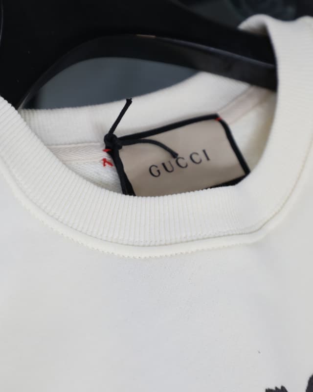YupooPA GUCCI Blue Hat Puppy Print Crewneck Sweatshirt 2025 | Yupoo Rep Clothing image 3