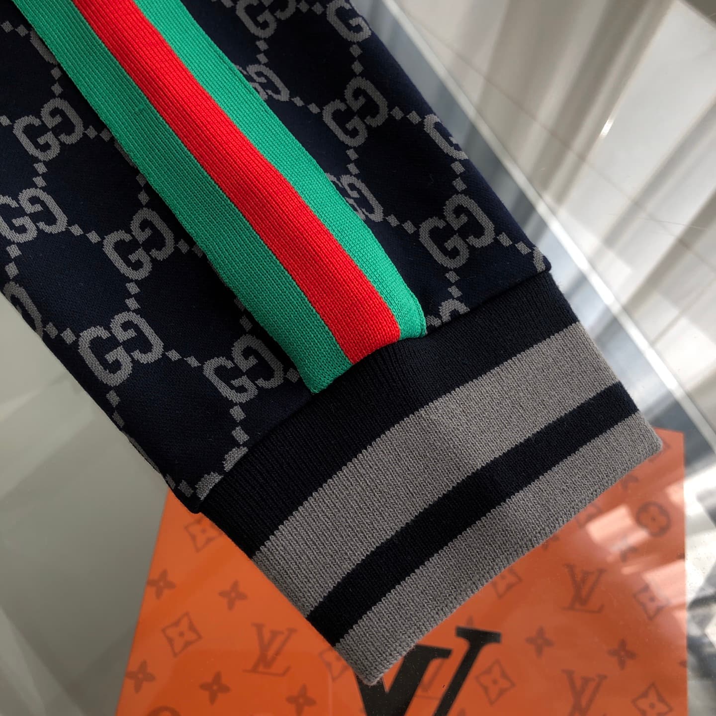 YupooPA Gucci 2025SS New Webbing All-Print Logo Patchwork Couples' Jacket image 8