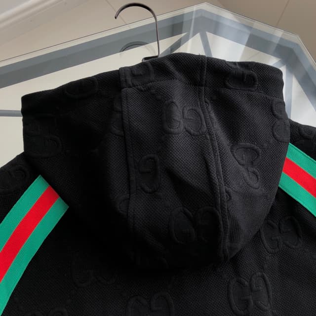 YupooPA Gucci 25SS New Webbing All-Print Logo Patchwork Couples' Jacket | Yupoo Rep Clothing image 6