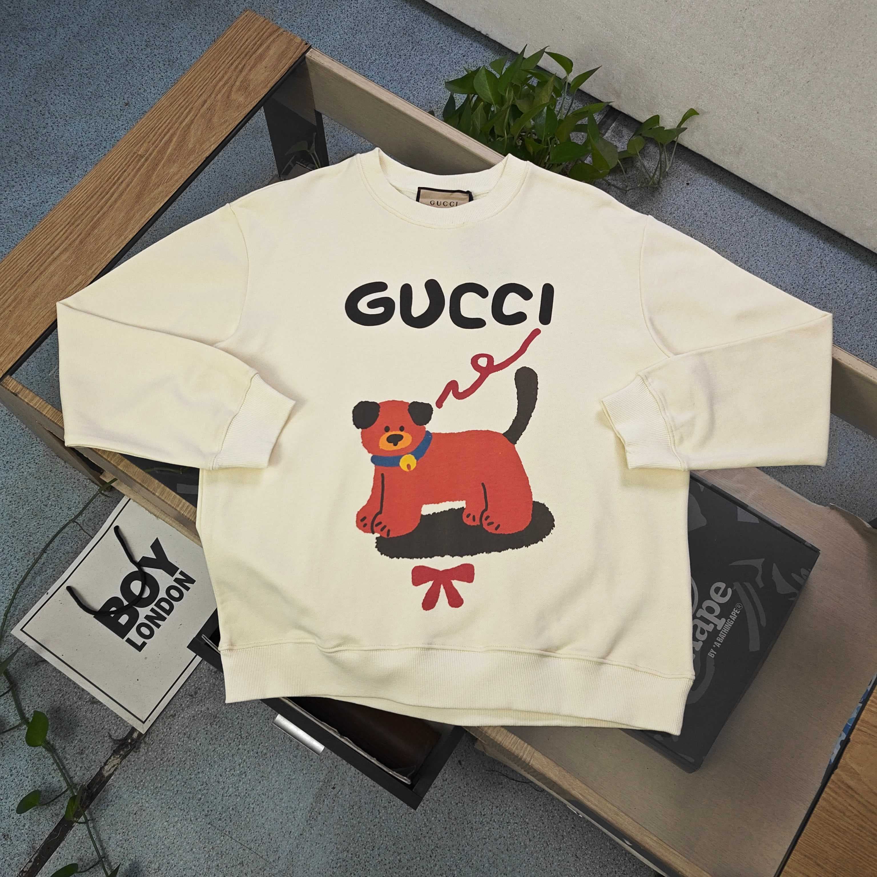 YupooPA Gucci New Cartoon Red Dog Print Couples' Crewneck Sweatshirt