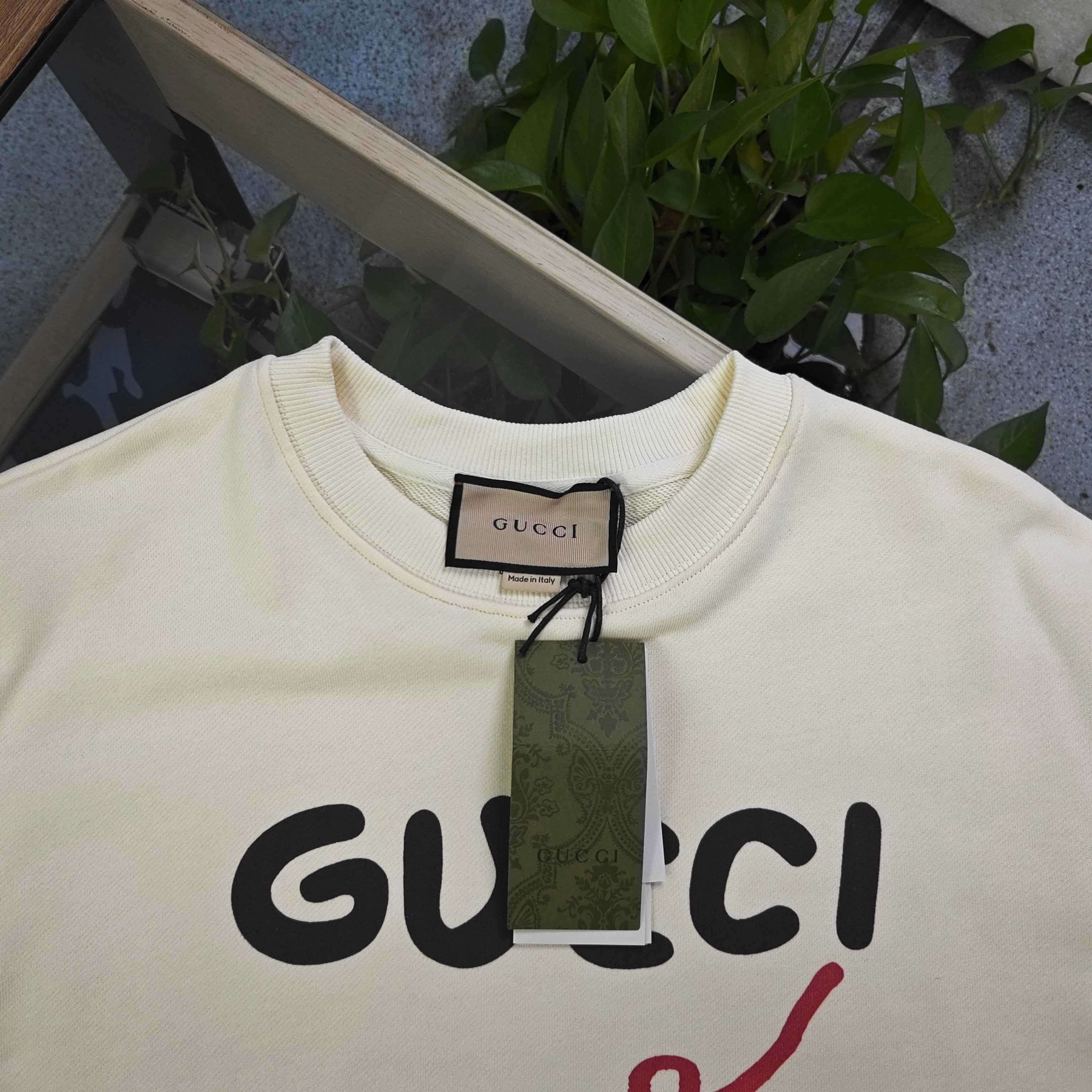 YupooPA Gucci New Cartoon Red Dog Print Couples' Crewneck Sweatshirt image 7