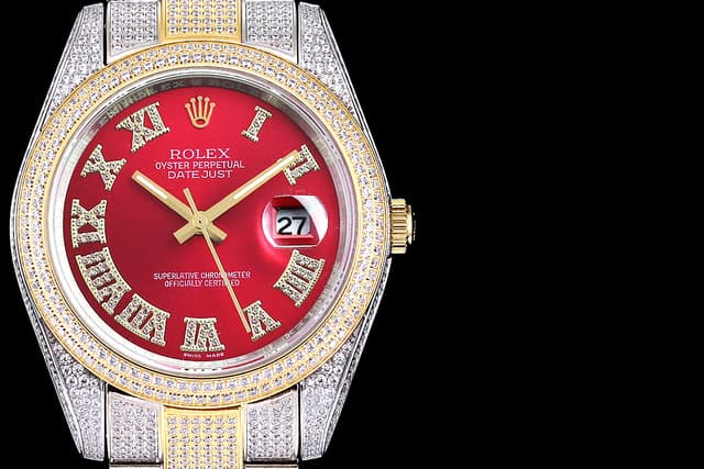 YupooPA Rolex Diamond AAA Zirconia Watch Red | Yupoo Rep Watches image 2
