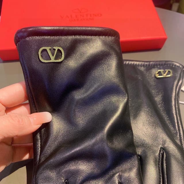 YupooPA Valentino Rep Gloves | Touchscreen Leather | Yupoo image 6