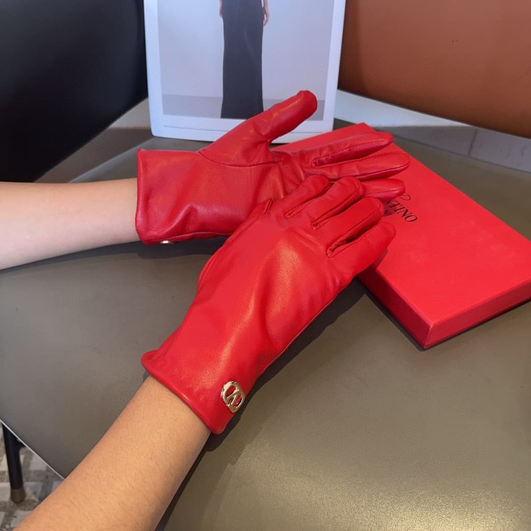 YupooPA Valentino Rep Red Gloves | Soft Lambskin image 2