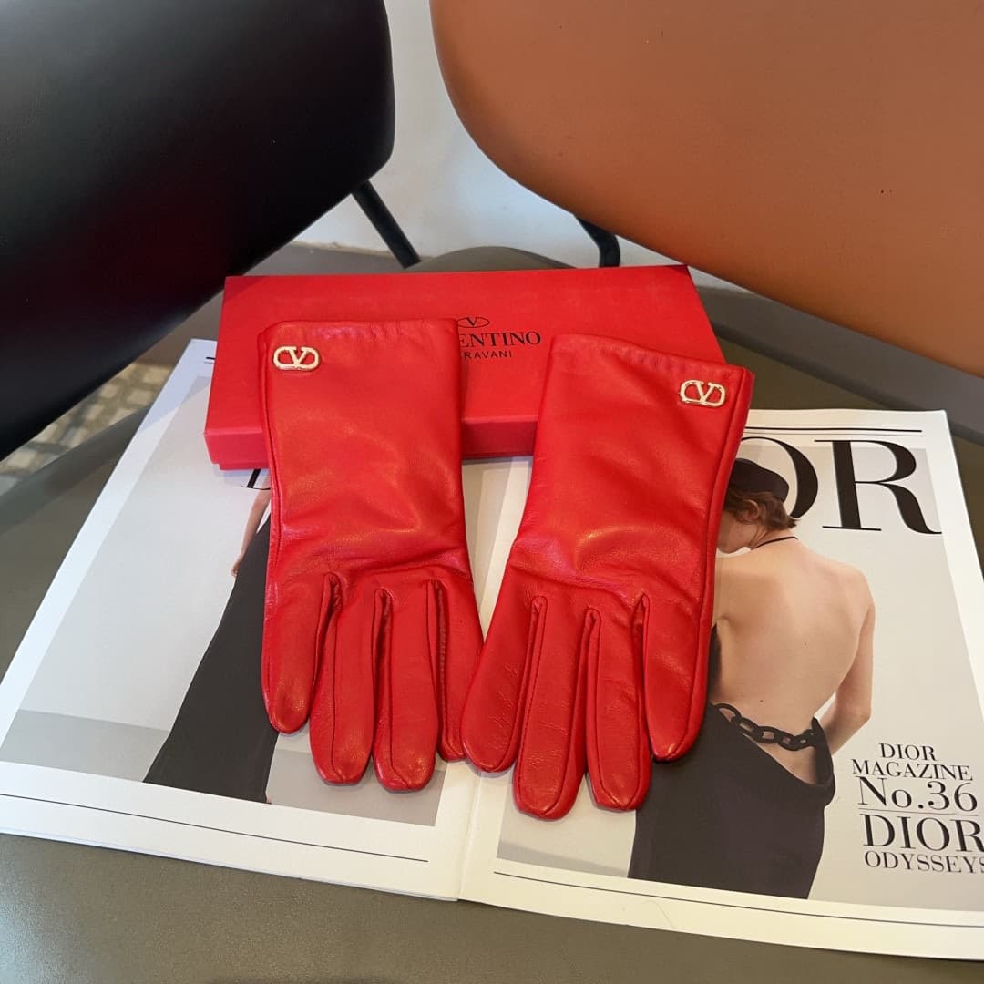 YupooPA Valentino Rep Red Gloves | Soft Lambskin image 5