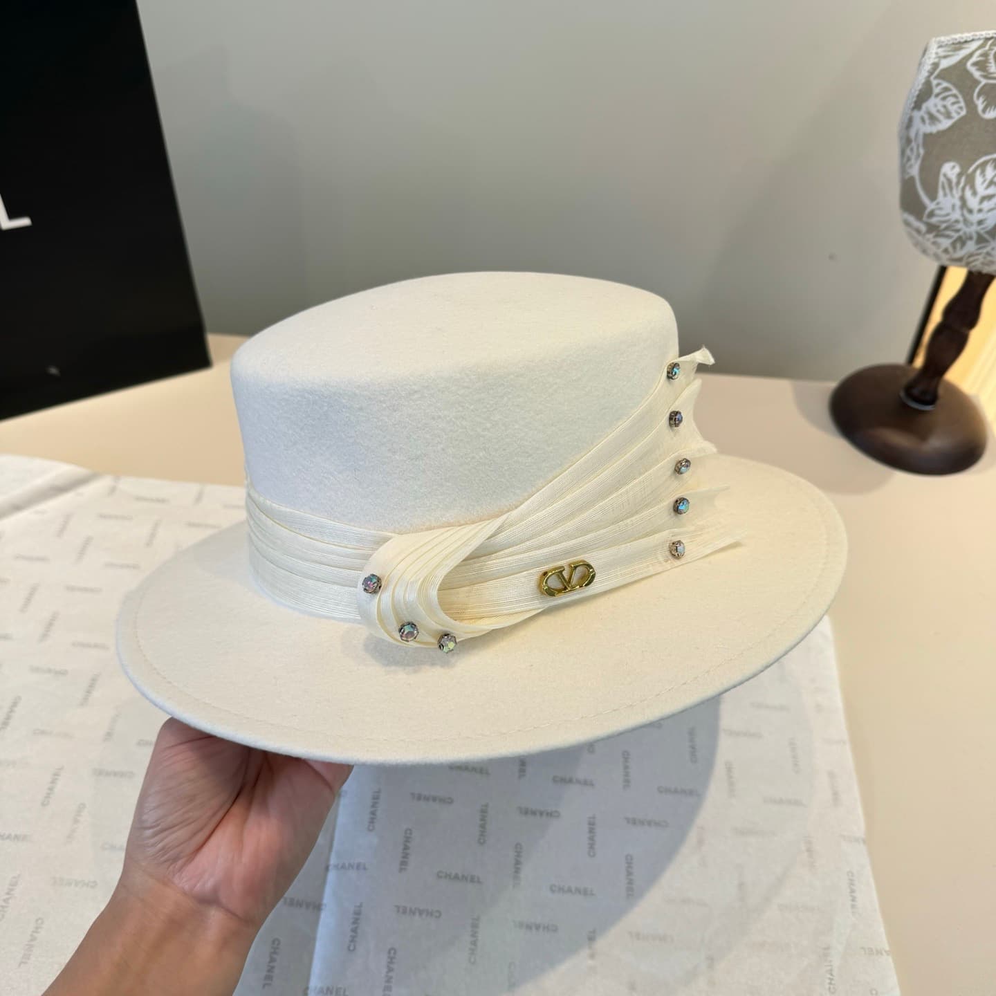 YupooPA White Valentino Rep Hat | Classic Fedora Style image 2