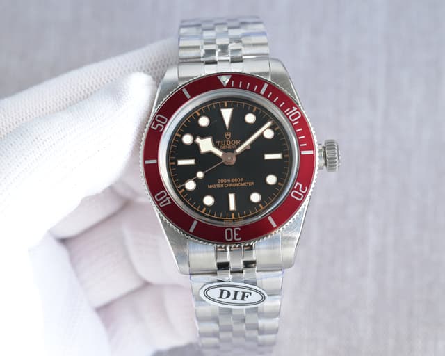 Yupoo TUDOR Black Bay 3 Red Shield by DIF Factory – Retro 41mm 904L Steel Watch | Rep Watches image 2