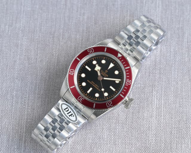 Yupoo TUDOR Black Bay 3 Red Shield by DIF Factory – Retro 41mm 904L Steel Watch | Rep Watches image 4