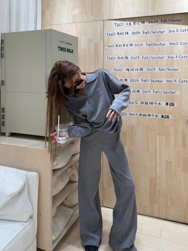 alo Casual suits Yupoo clothes Sportswear suits 009 | Rep Clothing image 3