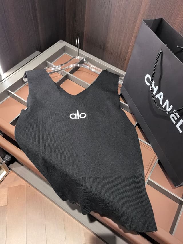 alo Jacket suit Yupoo clothes Sportswear black 014 | Rep Clothing image 4