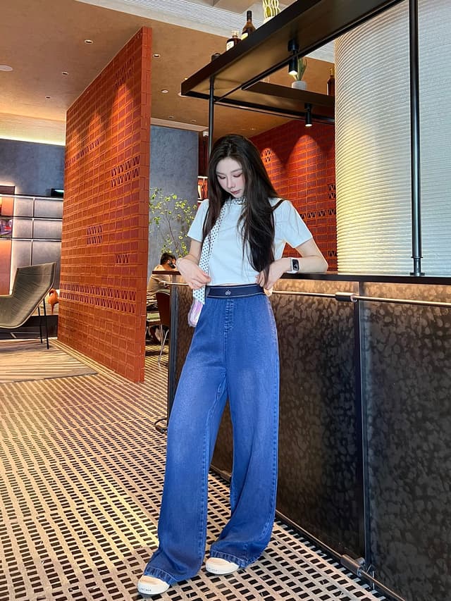 alo Jeans Yupoo pants 011 | Rep Clothing image 7